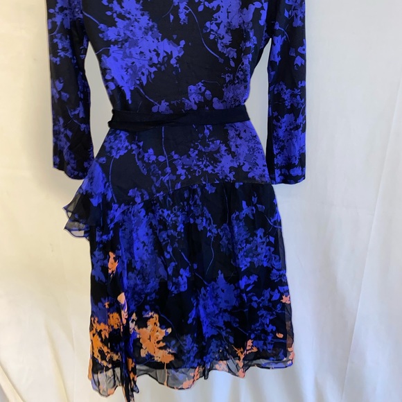 Diane Von Furstenberg Dresd - Picture 2 of 9